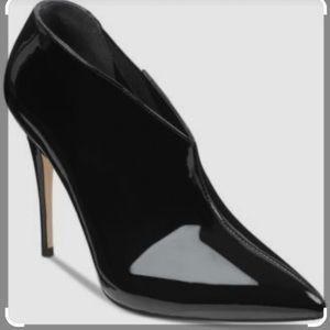 GUESS Women's Ondrea